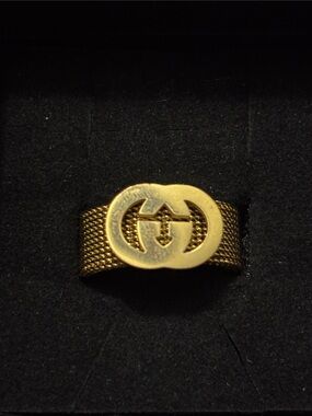 Gold GG Mesh Ring with Interlocking Emblem